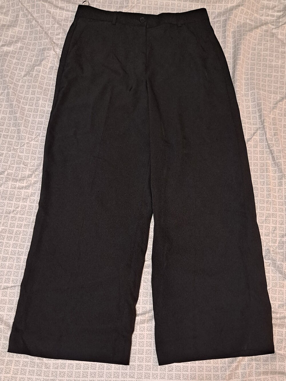 Banana Republic Black Wide-Leg Women's Pants Shiny Sleek Sz 10